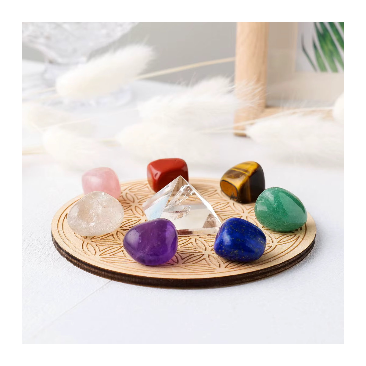Set aus natürlichen Kristall-Chakra-Pyramiden in Mehrfarbig für deine Feng Shui Desktop-Dekoration - Bild 2