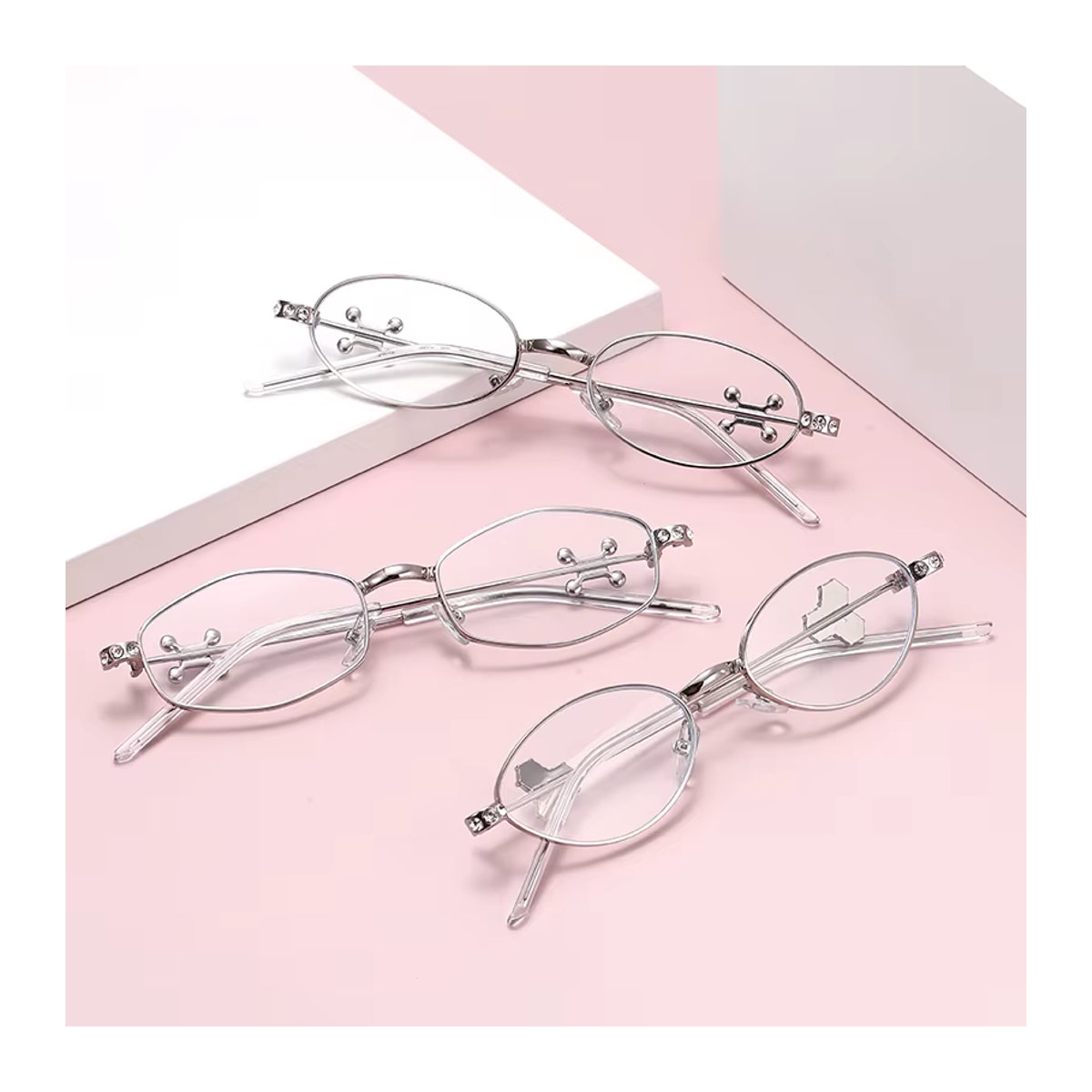 Sharif Diamantverzierte Brille für Frauen in Silber mit Rundem Glasrahmen aus Metall und Glas - Bild 3