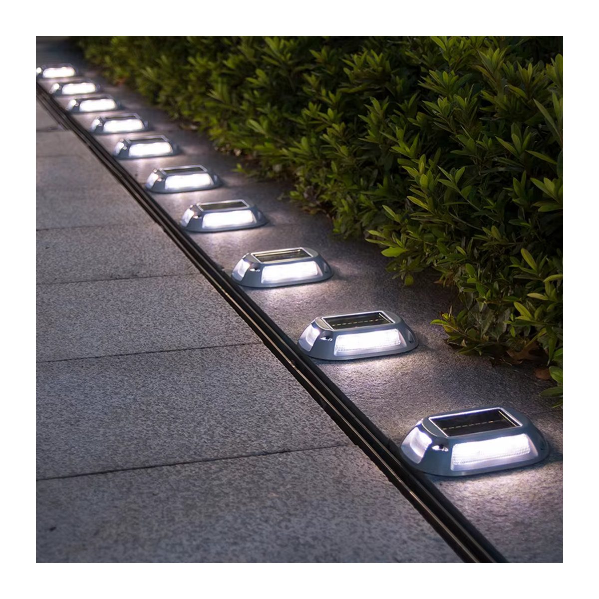 SHENZHITECH Solar-Deckleuchte aus Aluminium mit RGB-LED und intelligentem Lichtsensor, moderne Wegeleuchte für Garten und Treppen, Grau/Bunt - Bild 6