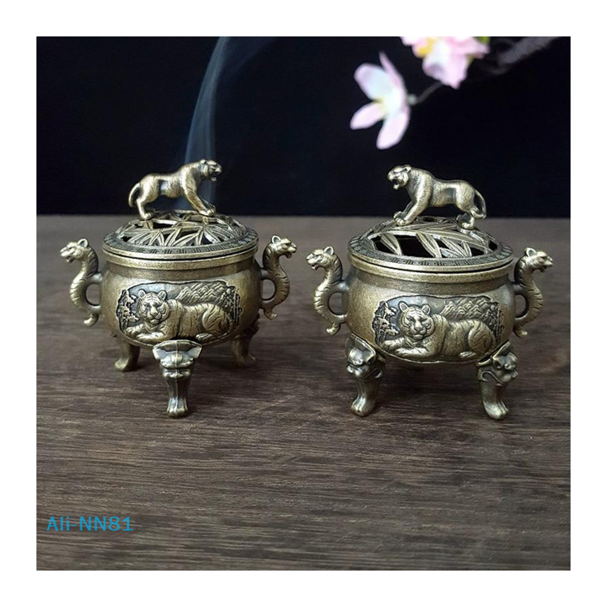 SHNGki Tiger-Räuchergefäß aus Metall in Gold mit Griff im Vintage-Stil für Yoga und Meditation - Bild 1