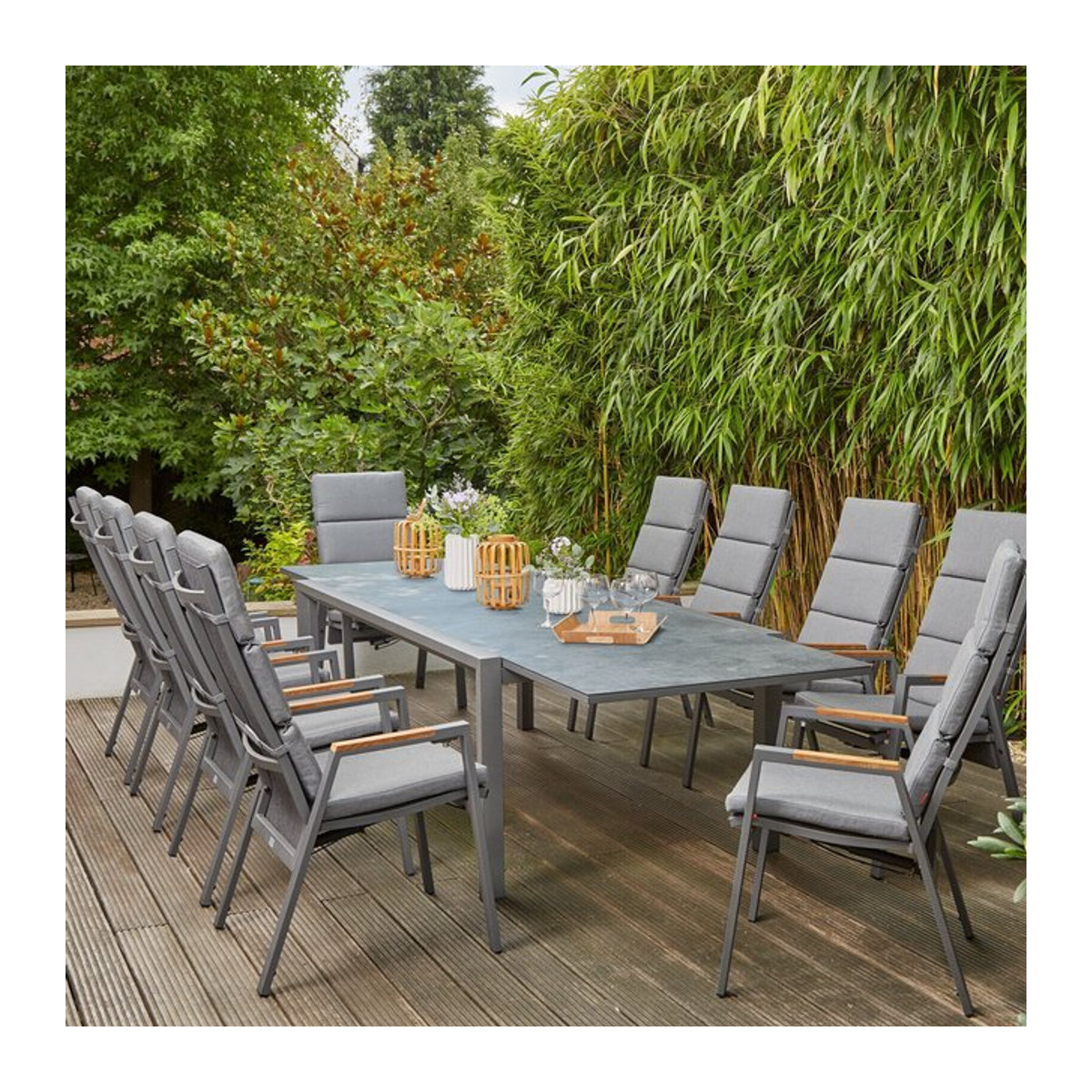 Siena Garden Garten-Essgruppe Savona/Kingston in Matt Graphit und Grau mit Tisch und 10 Stapelsesseln aus Aluminium, Teak, Keramik und Textil - Bild 1