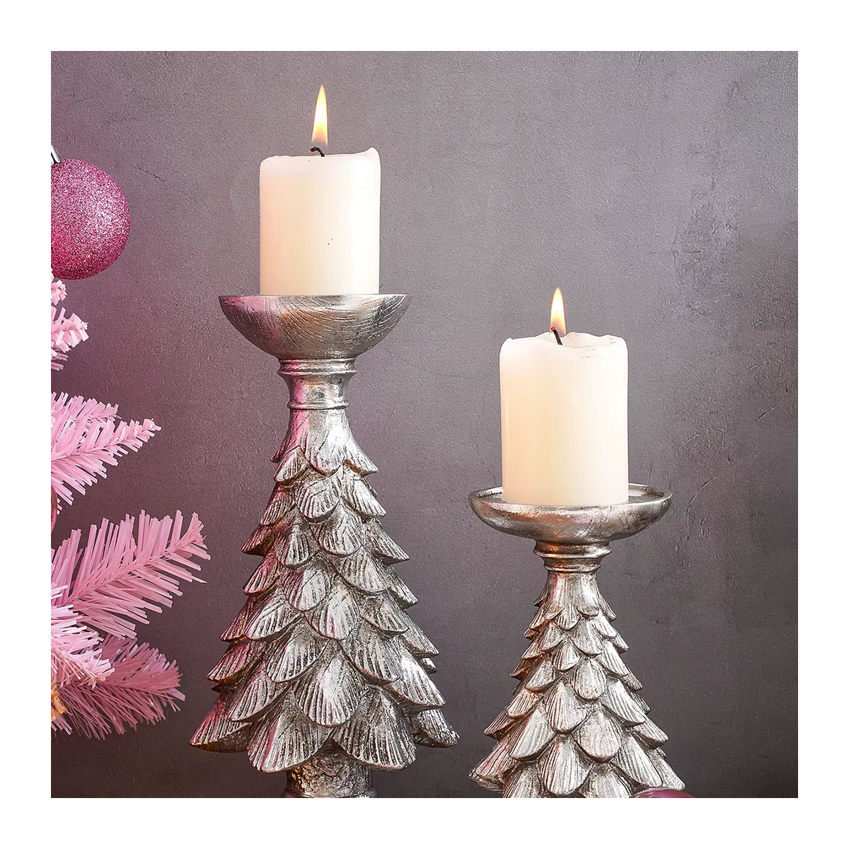 Silberne Weihnachtsdekoration aus Kunstharz als Kerzenständer im Vintage-Stil - Bild 2