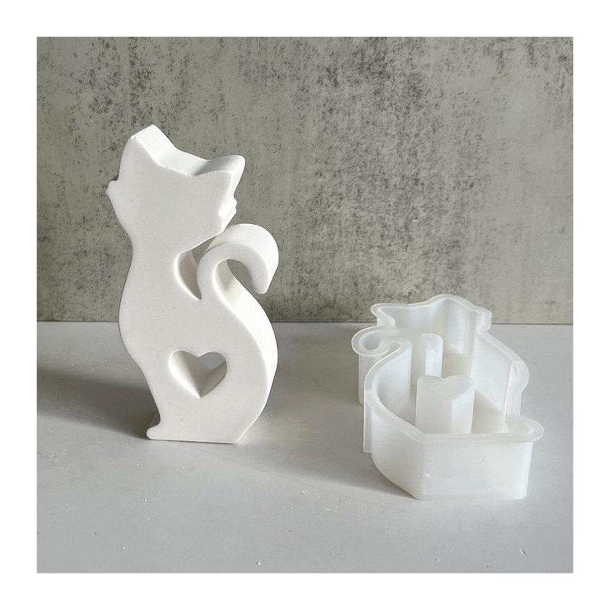 Silikonform für 3D Katze Skulpturen zur Herstellung von Seifen und Kerzen in Weiß - Bild 1
