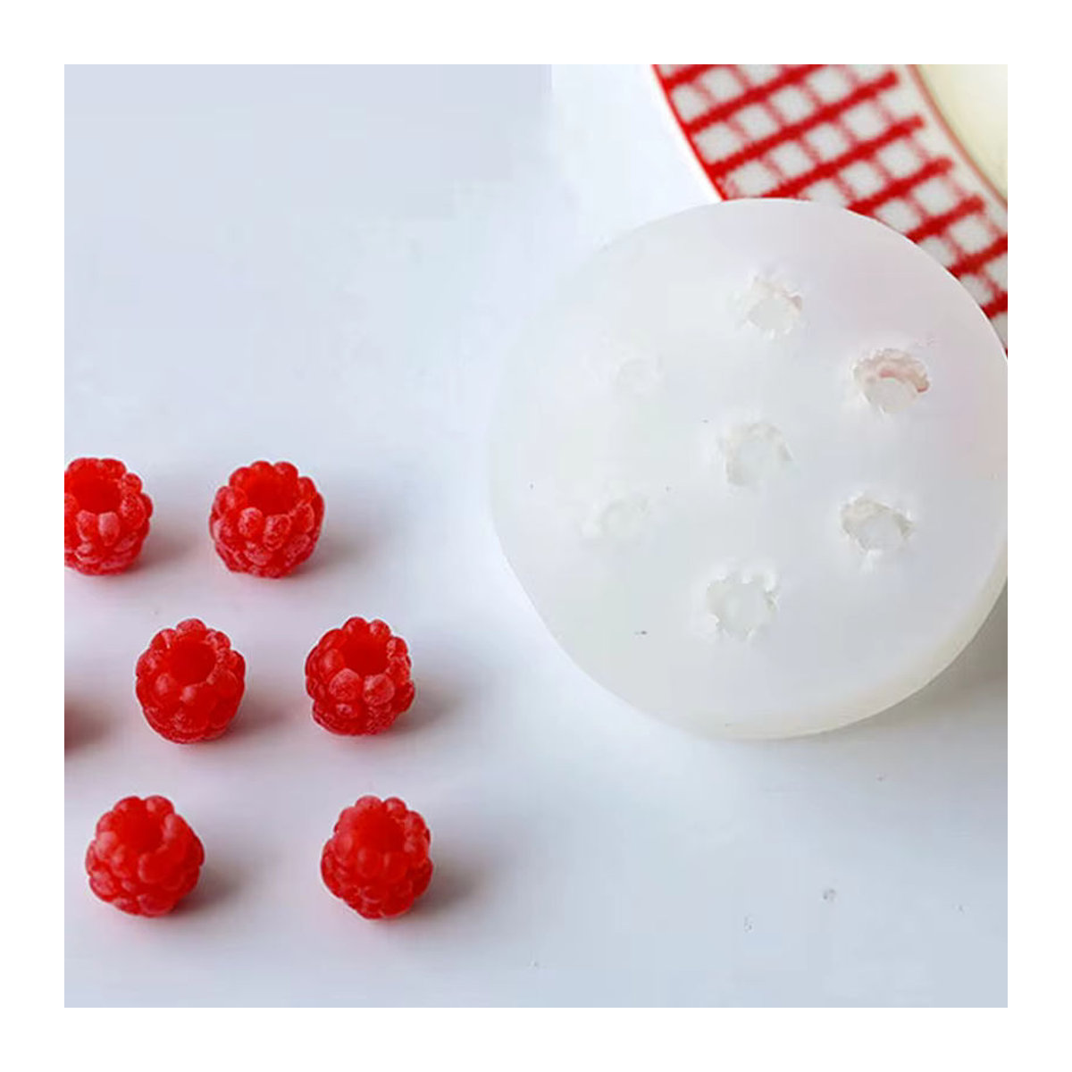 Silikonform in Rosen- und Erdbeerform für Schokolade, Kuchen und Kerzen, transparent - Bild 1