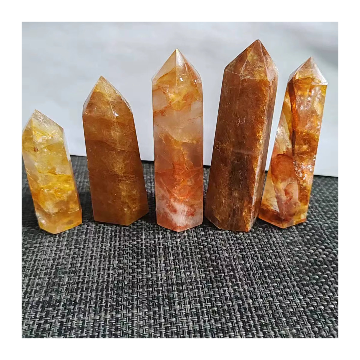 Sisterstone Goldener Kristall Obelisk als geometrischer Heilkristall Turm aus Stein für deine Desktop-Dekoration - Bild 5