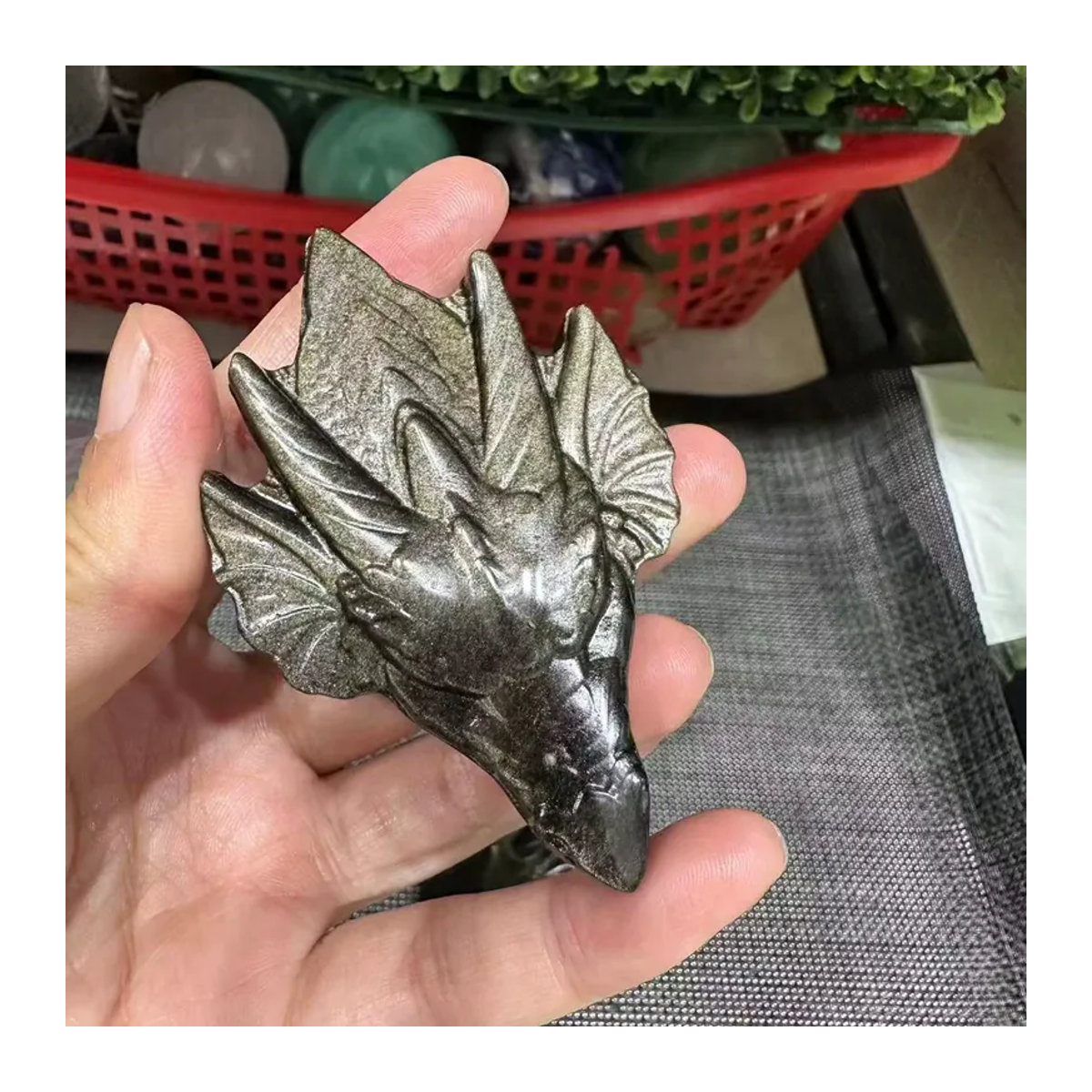 Sisterstone Goldener Obsidian-Kristall Drachenschädel aus Stein als dekorative Schnitzerei - Bild 3