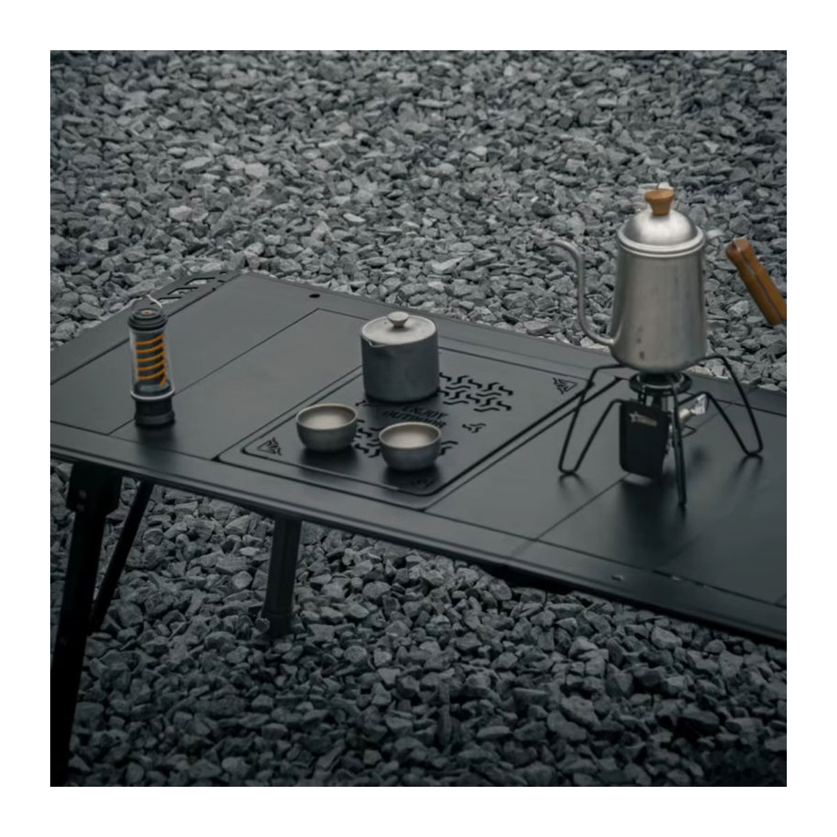 SmiloDon IGT Teetablett aus Aluminiumlegierung mit Hohldeckplatte für Camping-IGT-Tische und universelle Aufbewahrung - Bild 4