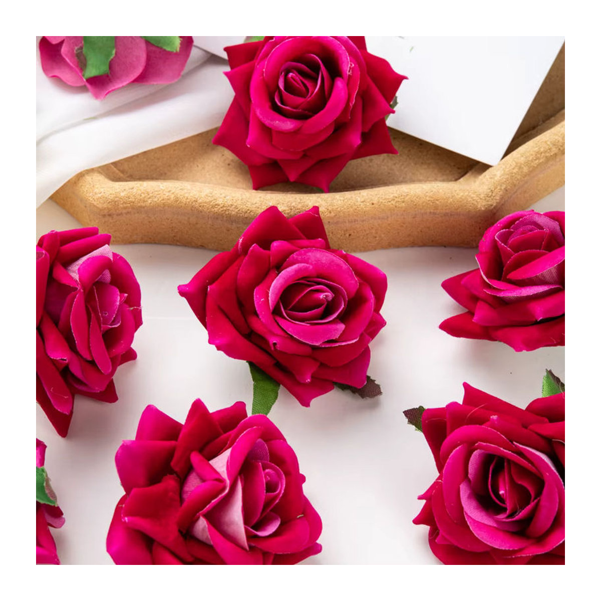 Smr Künstliche Rosen aus Textil in Mehrfarbig für Dekorationen wie Hochzeit, Weihnachten und Neujahr - Bild 2