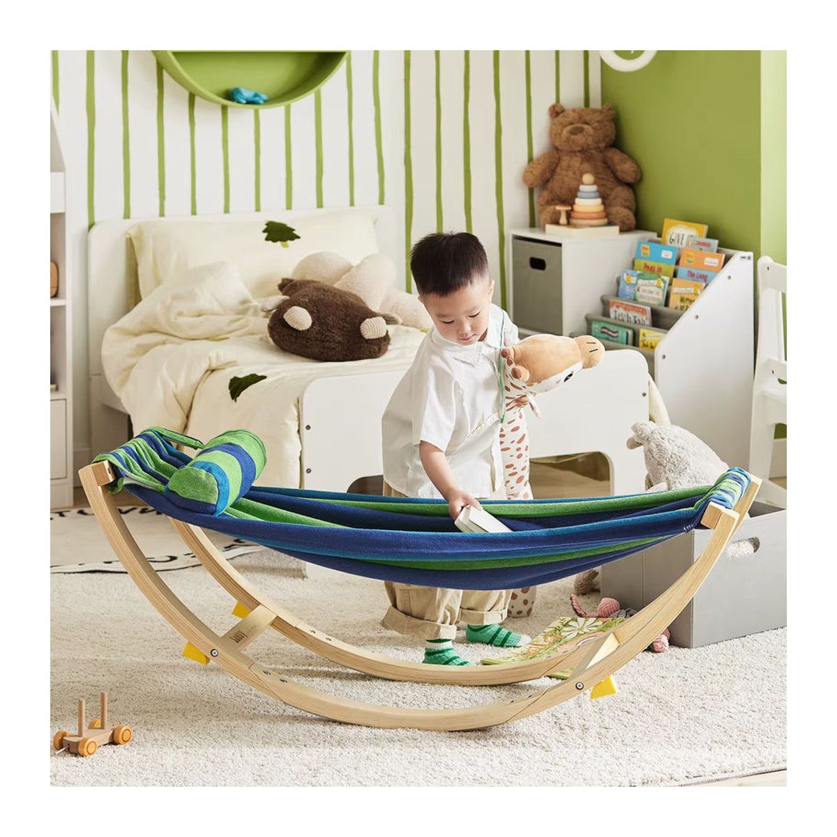SoBuy Kinderhängematte Schaukelliege aus Holz in Bunt mit Sicherheitsstopper B/H/T: 120 x 46 x 36 cm - Bild 2