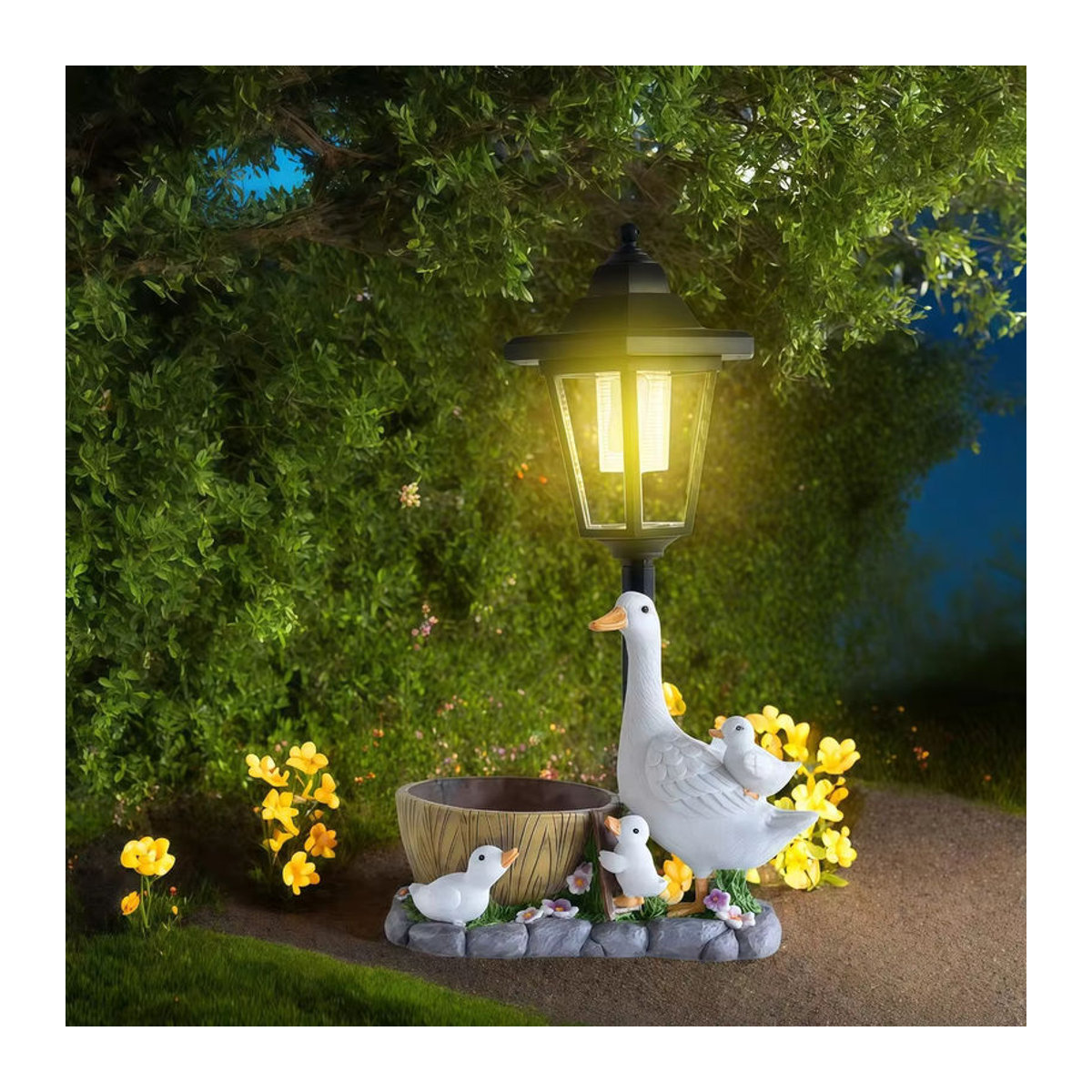 Solar Ente LED Nachtlicht aus Kunstharz in Weiß als dekorative Garten Skulptur und Außenbeleuchtung - Bild 2