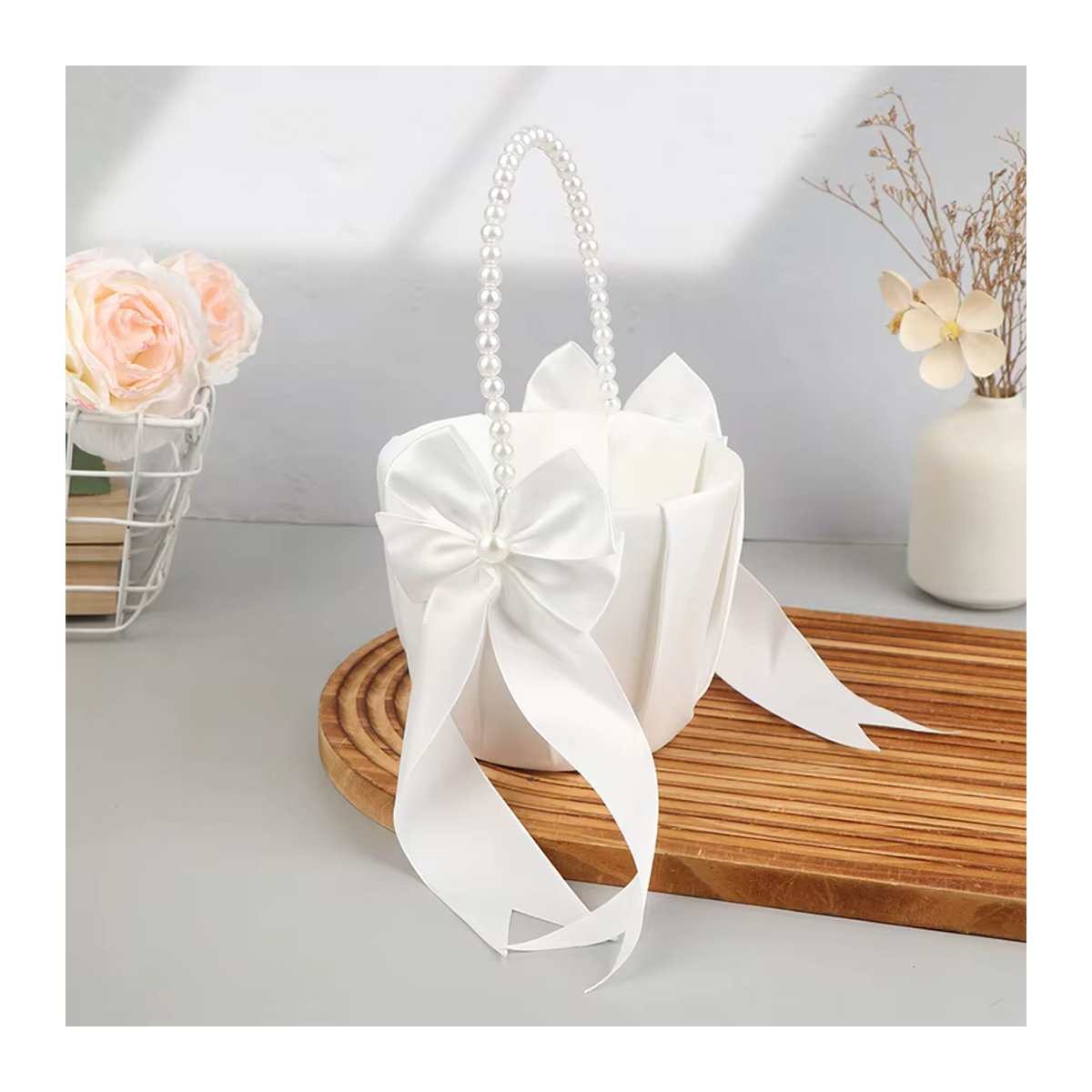 Sommer6 Blumenkorb mit Perlengriff und Satin-Schleife in Weiß für deine Hochzeit im rustikalen Western-Stil - Bild 3