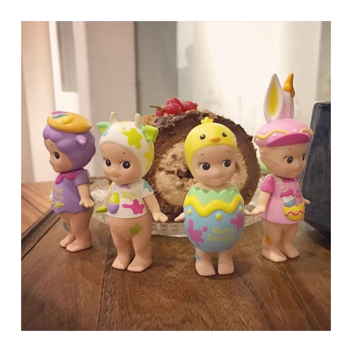 Sonny Angel Oster-Serie Überraschungsbox mit mehrfarbigen Anime-Figuren aus Kunststoff als Sammlerstück und Desktop-Ornament - Bild 1