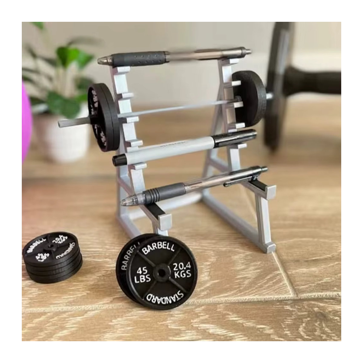 Squat Rack Stifthalter als lustiges Schreibtischzubehör für das Büro, grauer Stift-Organizer aus Kunststoff in modernem Design - Bild 4