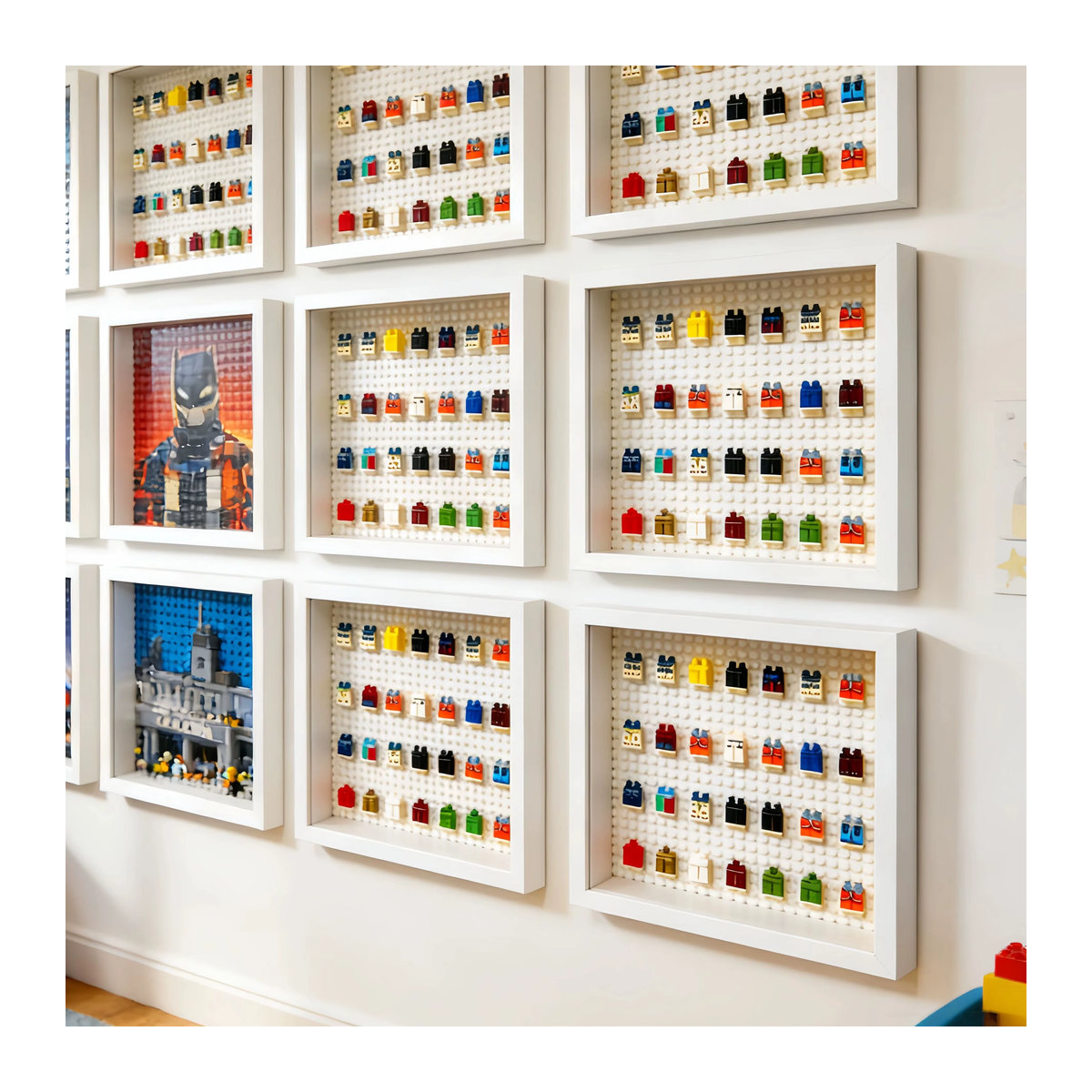 Staubdichte Holz-Minifiguren-Vitrine in Weiß mit 28 Fächern zur Wandmontage oder als Tischmodell - Bild 2
