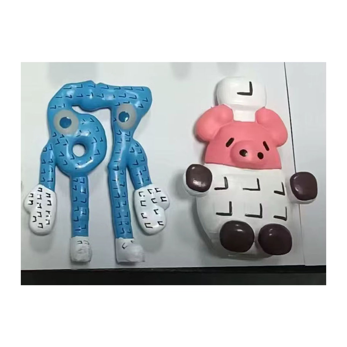 Steal A Brainrot Niedliche Anime Figur Nr. 9 Haus Modell aus Kunststoff in Blau - Bild 4
