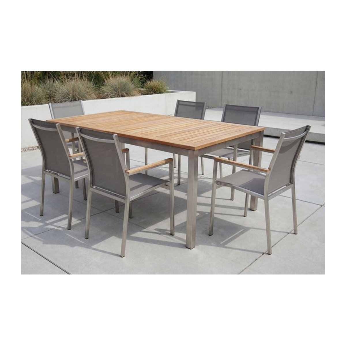 Stern Cardiff Garten-Essgruppe aus Edelstahl und Teak in Silber/Taupe mit 6 Stapelsesseln, Tisch B: 180 bis 240 cm x T: 100 cm - Bild 1