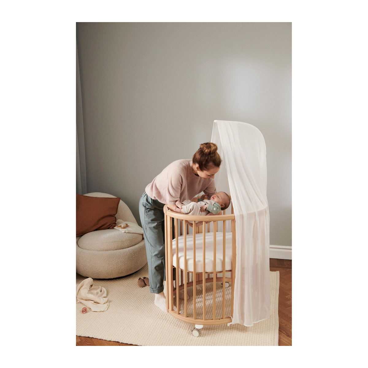 Stokke Sleepi Mini Bundle Babybett aus Buche Natur inklusive Matratze und Spannbetttuch - Bild 3