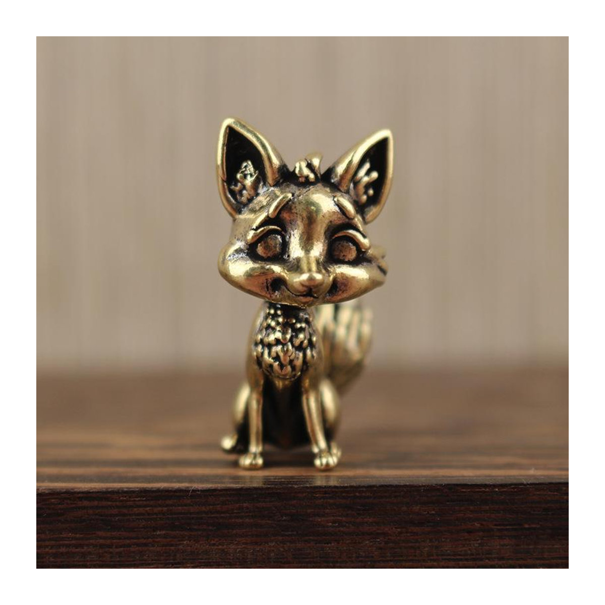 Sugarr Fuchs Statue aus Messing in Gold als dekorative Miniaturfigur für deinen Schreibtisch - Bild 5