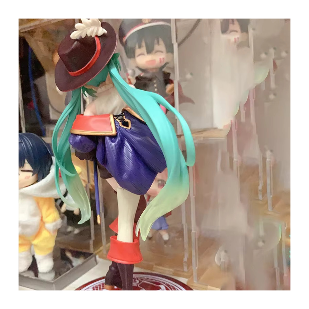 Taito Hatsune Miku Figur Wunderland Kater in Stiefeln Anime Action Figur mehrfarbig aus Kunststoff - Bild 3