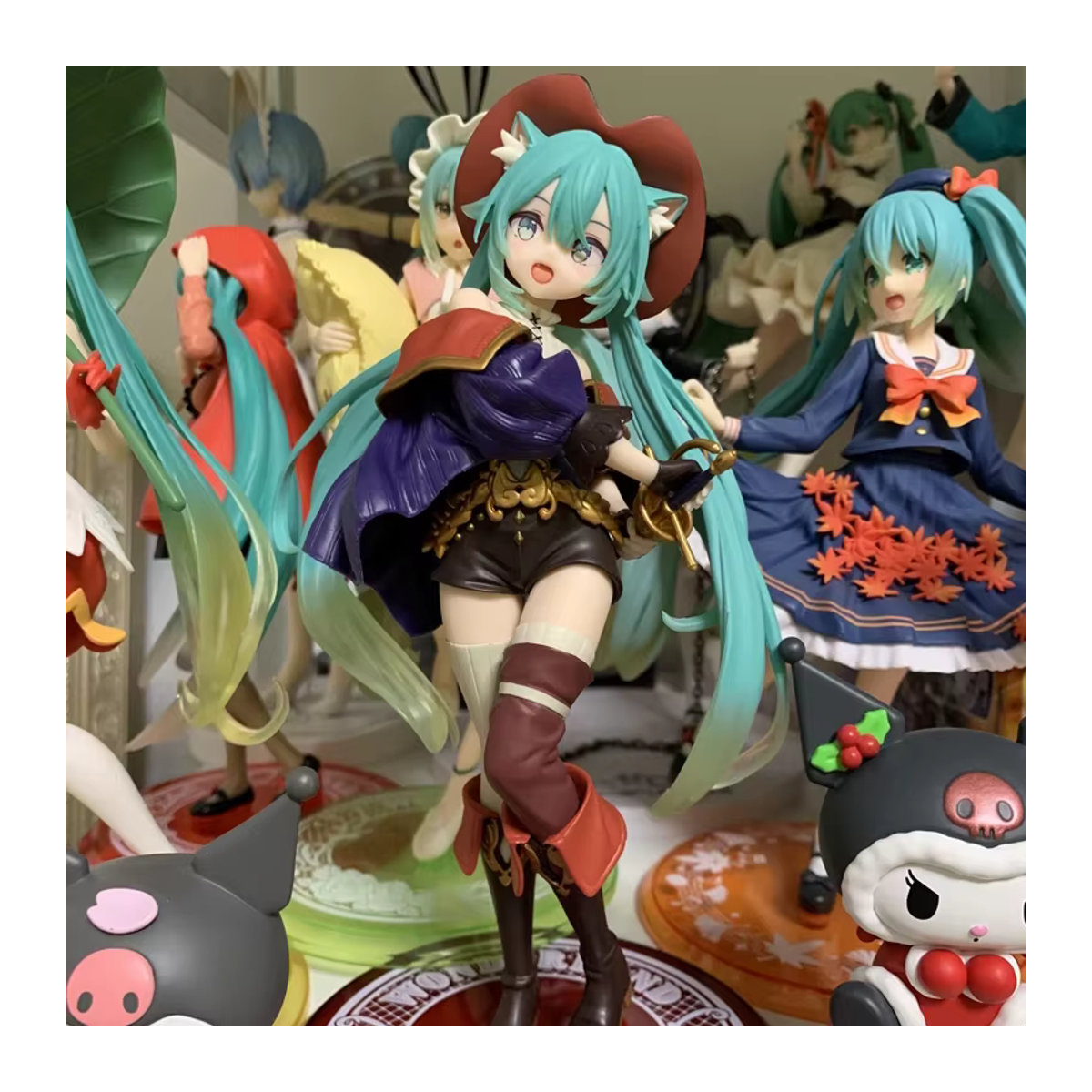 Taito Hatsune Miku Figur Wunderland Kater in Stiefeln Anime Action Figur mehrfarbig aus Kunststoff - Bild 4