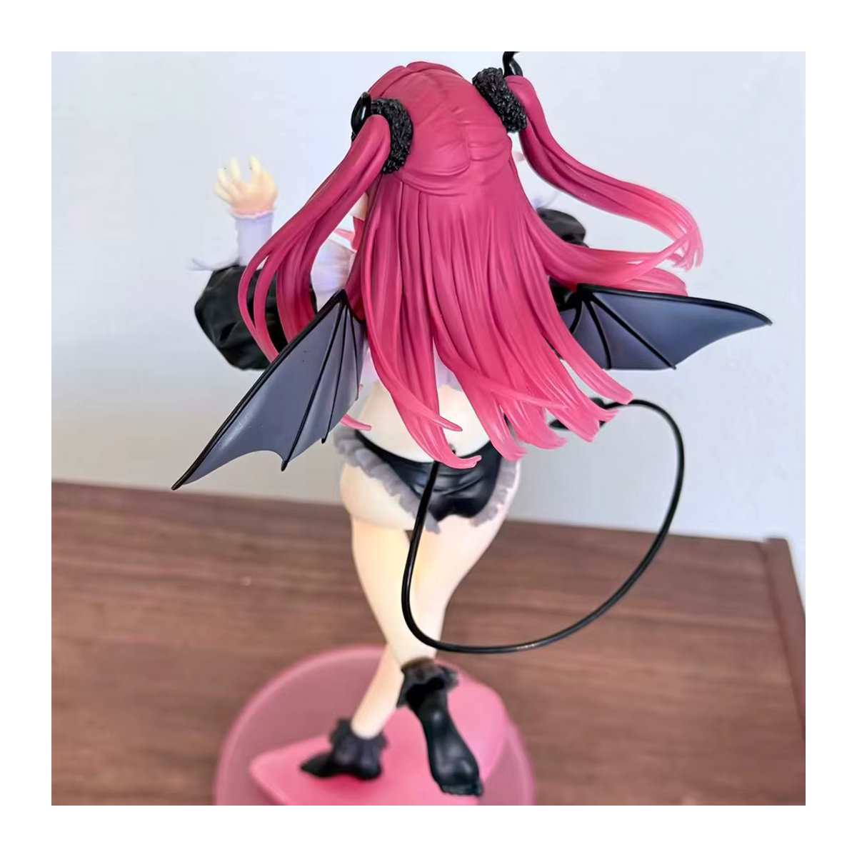 TAiTO Marin Kitakawa Actionfigur, mehrfarbige Desktop-Figur aus Kunststoff, Höhe: 29 cm - Bild 3