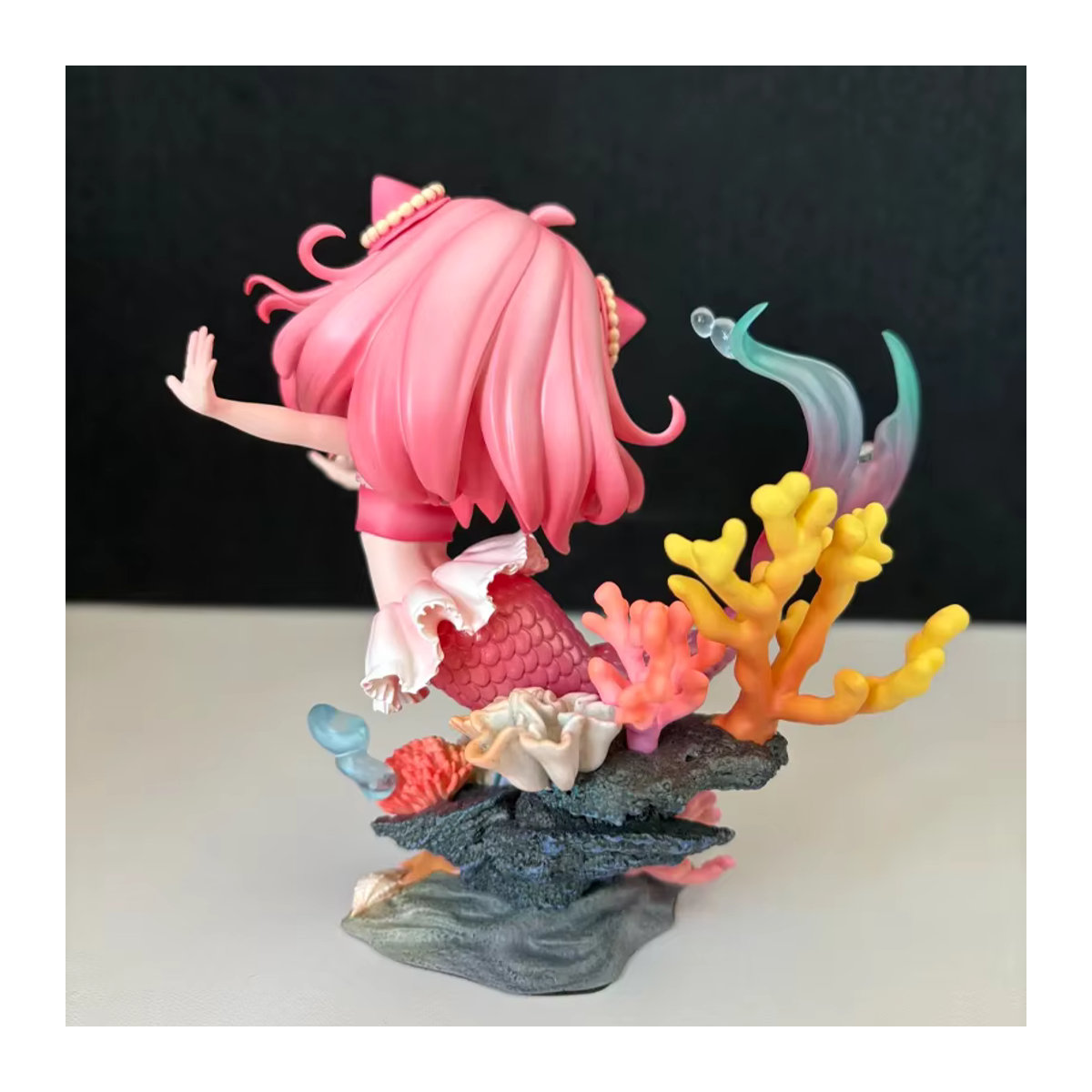 TAKARA TOMY Anya Forger Meerjungfrau Anime Figur aus Kunststoff, mehrfarbig, Desktop Ornament und Sammlerstück - Bild 2