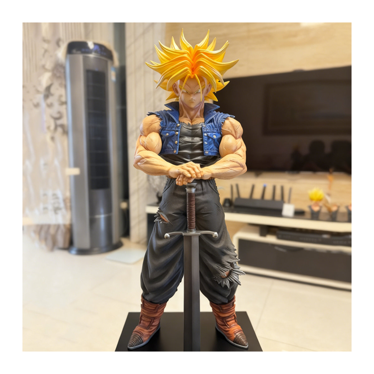 TAKARA TOMY Super Saiyajin Anime Spielzeugfigur als Desktop Ornament Statue, mehrfarbig, Höhe: 53 cm - Bild 1