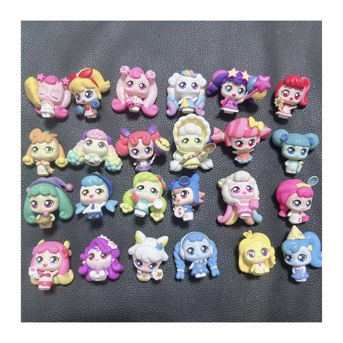 Teenieping Kawaii Anime Figur als niedliche Cartoon Mädchen Puppe und Mini Ornament Dekoration für Kinder in Mehrfarbig - Bild 1