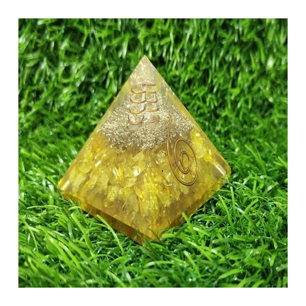 The Giftery Orgon-Pyramide aus gelbem Citrin und klarem Quarz mit Kupferspule, Farbe: Gelb und Mehrfarbig, B/T/H: 7,5 x 5,5 x 7,5 cm - Bild 4