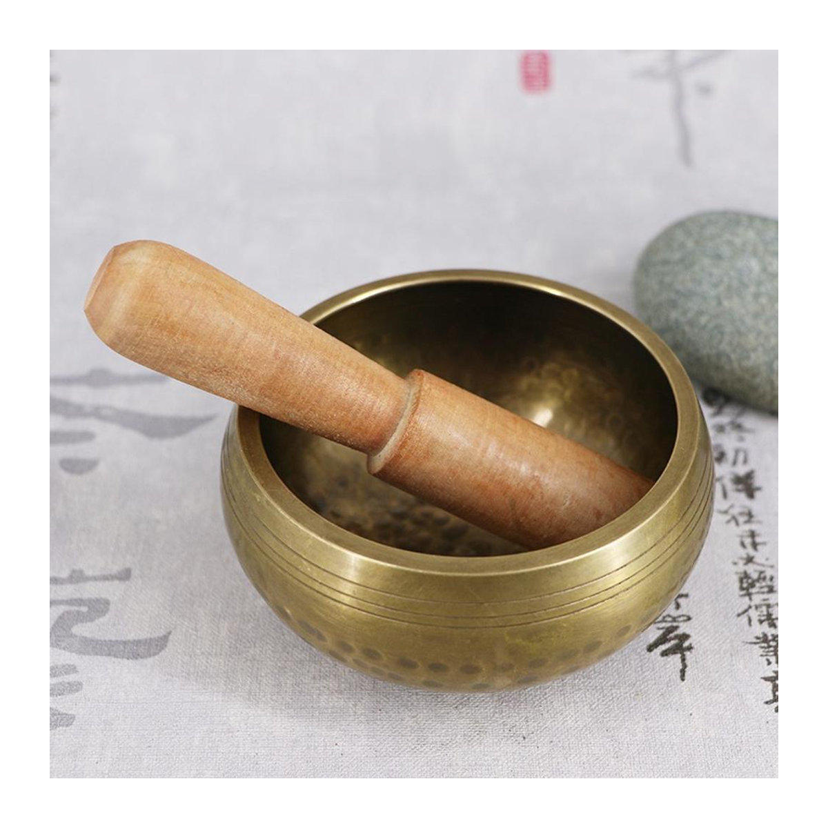 Tibetisch-buddhistische Klangschale aus Messing von TOMTOP JMS in Gold mit Schlagstab für Meditation und Yoga, Durchmesser: 12 cm - Bild 4