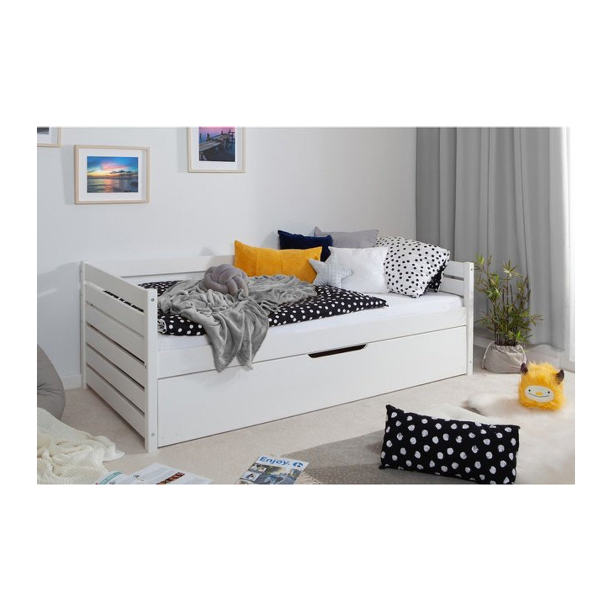 TICAA Schlafsofa Naomi mit Ausziehbett in Weiß, modern und minimalistisch - Bild 2