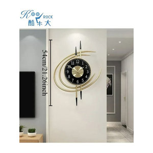 Tkuleda Storm Eye Moderne Wanduhr aus Metall, Geräuschlose Analoge Wanduhr in Schwarz und Gold, Geometrisches Design, Durchmesser: 54 cm