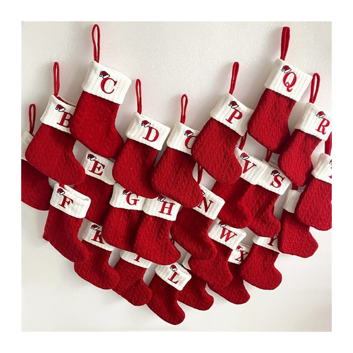 Toporchid Weihnachtsstrumpf in Rot mit Schneeflocken und Buchstaben als hängendes Textil-Ornament für deinen Weihnachtsbaum - Bild 1