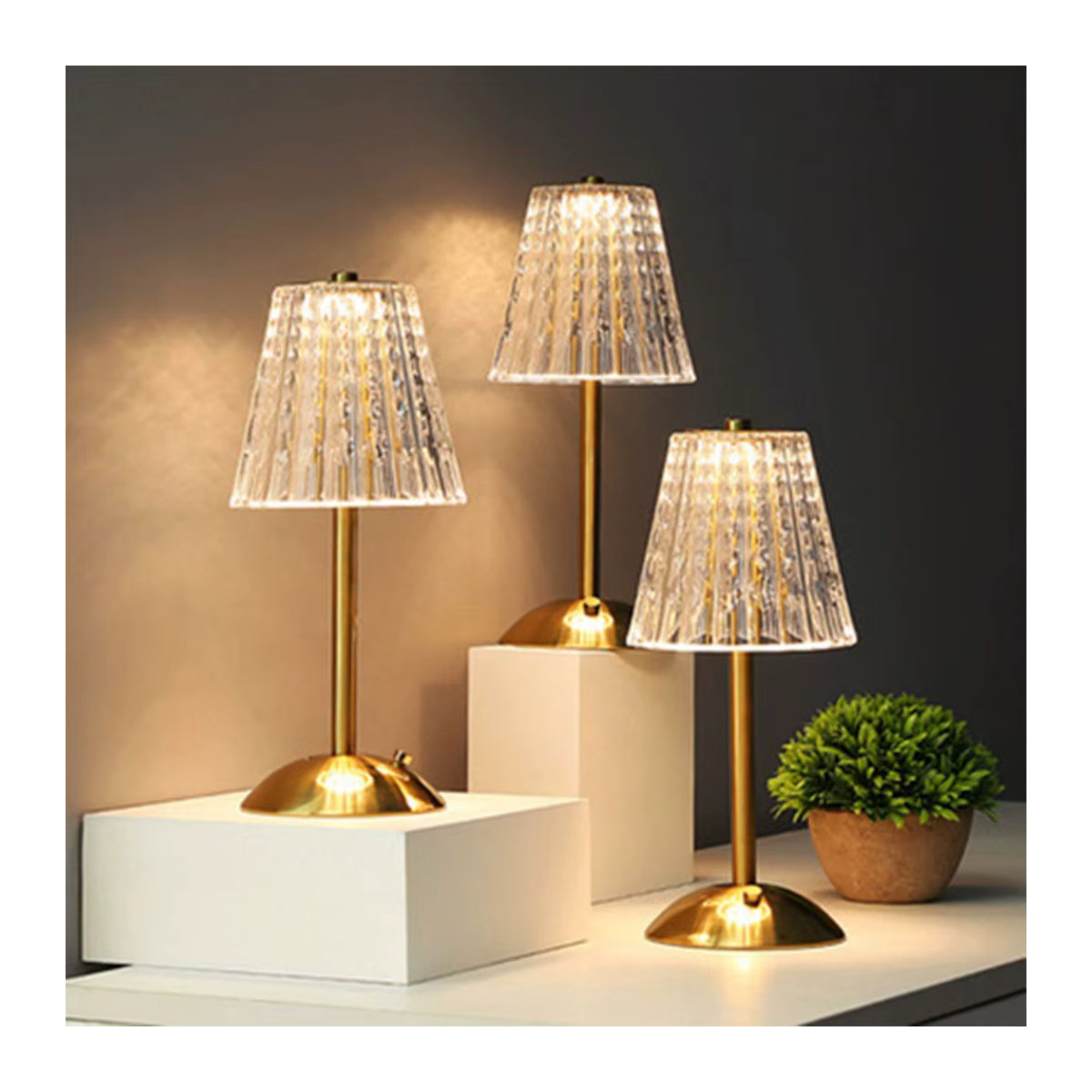Topwinson Kristall Retro Tischlampe mit dimmbarer LED für Schlafzimmer und Nachttisch - Bild 2