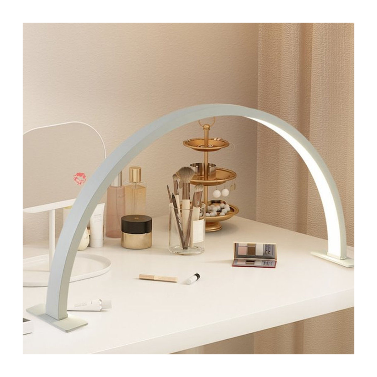 Topwinson LED Nagellampe mit USB-Anschluss für Nagelstudio und Stickerei in minimalistischem Design - Bild 1