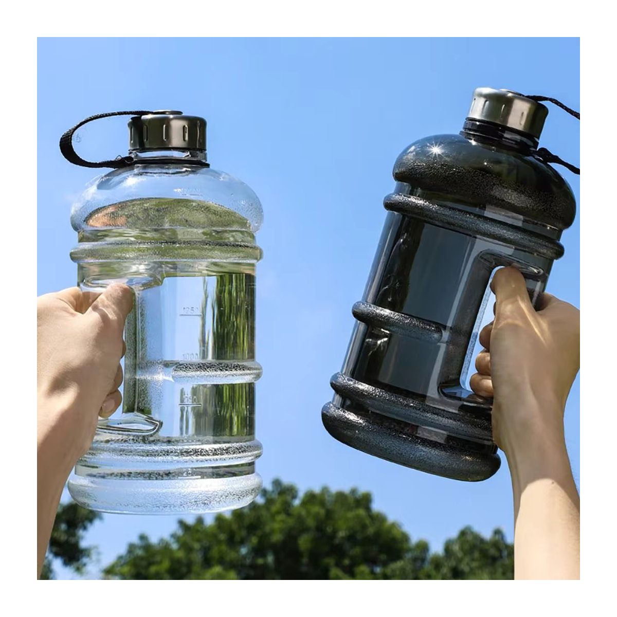 Tragbare PETG Sport Trinkflasche mit Griff und 2l Fassungsvermögen in Schwarz und Transparent - Bild 2