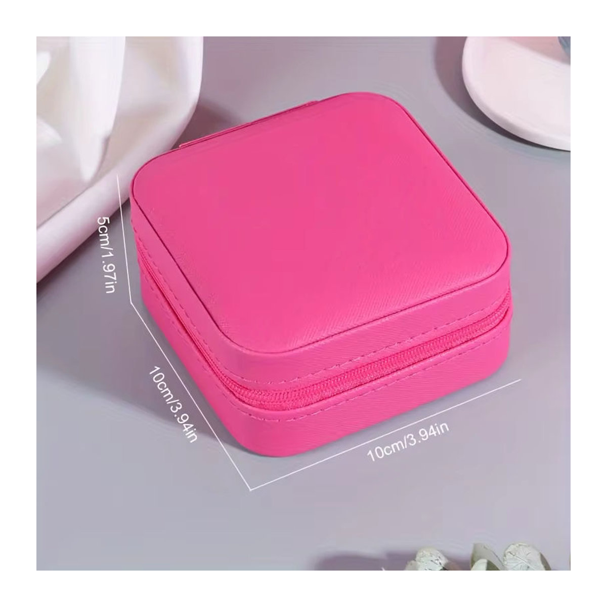 Tragbare Schmuckschatulle aus Kunststoff in Rosa mit minimalistischem Design - Bild 4