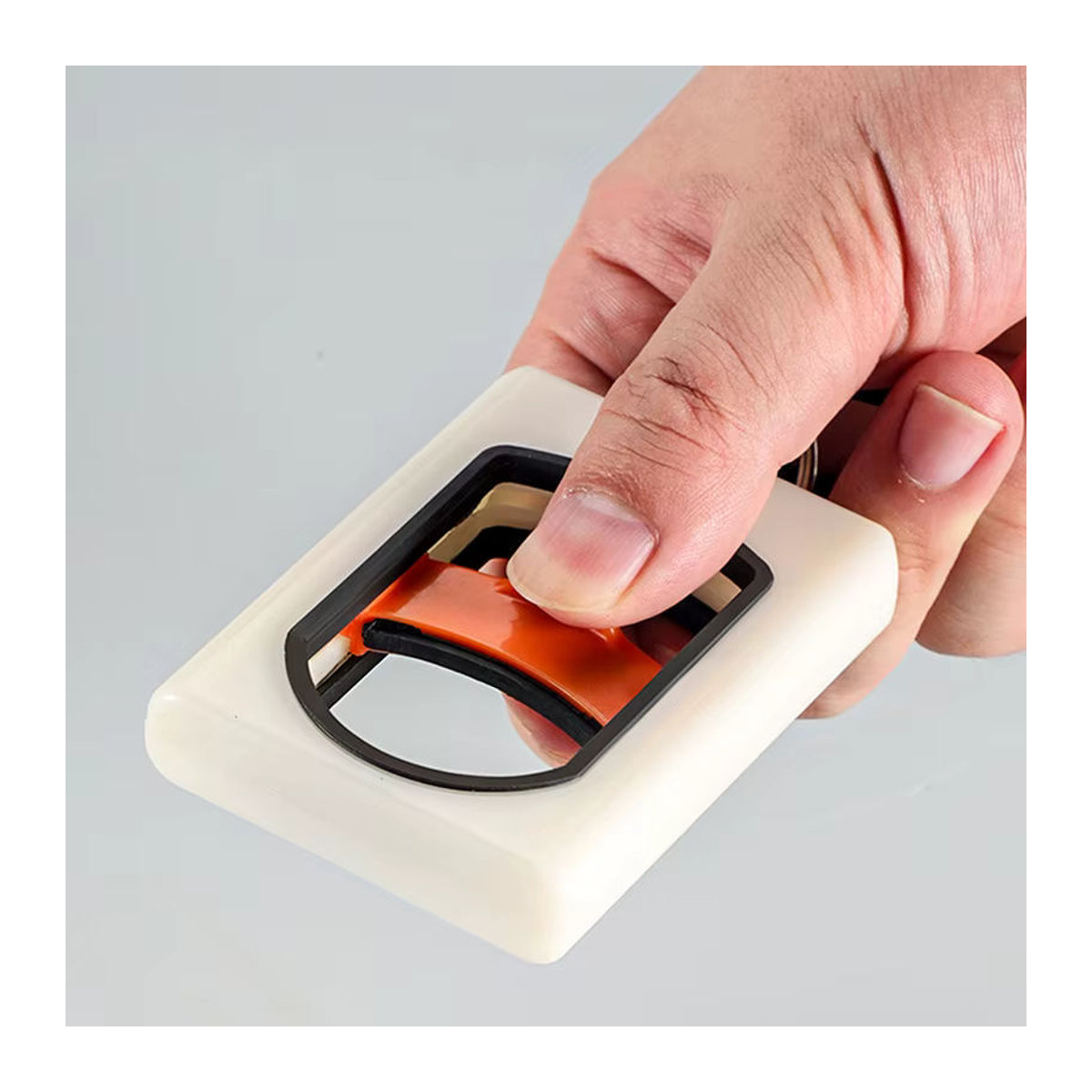 Tragbarer Kabelbinder Halter in Weiß mit Fluoreszenz-Funktion zur Kabelorganisation - Bild 3