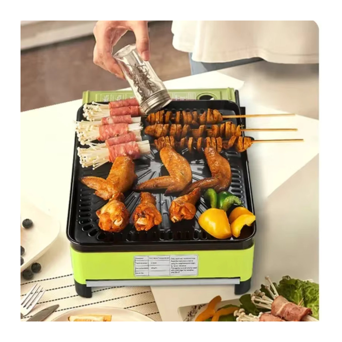 Tragbarer rauchfreier Gasgrill im koreanischen Stil als kompakte Outdoor-Kocheinheit in Grün - Bild 3