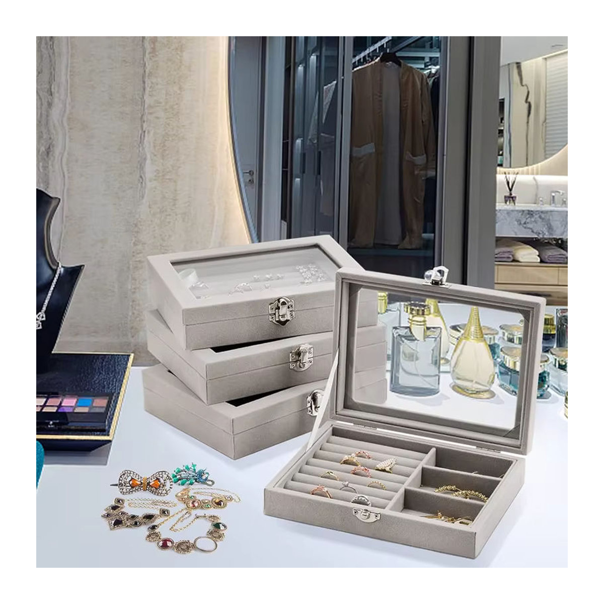 Tragbarer Schmuck-Organizer aus Samt in Grau für Ringe, Ohrringe und Schmuckdisplay - Bild 4