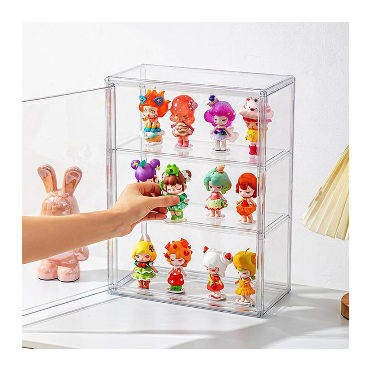 Transparente 3-lagige Hängevitrine mit magnetischen Drehtüren zur wandmontierten Aufbewahrung deiner Sammlerstücke - Bild 1