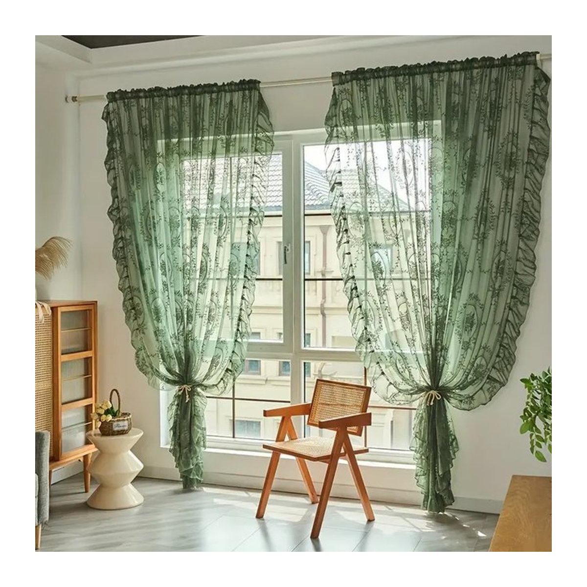 Transparenter Jacquard-Tüll-Vorhang mit Rüschen und Blumenmuster in Grün für dein Wohnzimmer - Bild 1