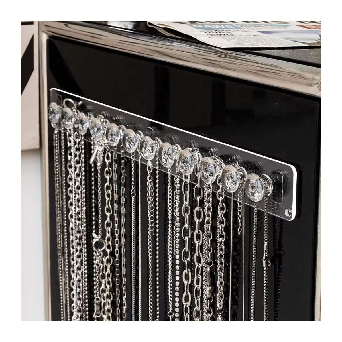 Transparenter Schmuck-Organizer aus Acryl für die Wandmontage, rechteckiger Halskettenhalter in minimalistischem Design - Bild 3
