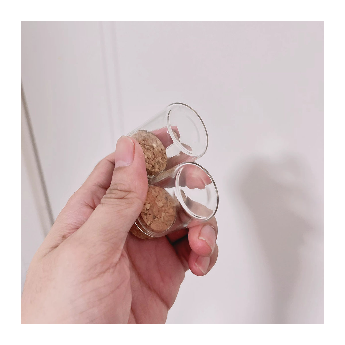 Transparentes Glasgefäß mit Korken für DIY-Bastelprojekte und Dekoration, 12 ml, B: 24 mm, T: 30 mm, H: 35 mm - Bild 2