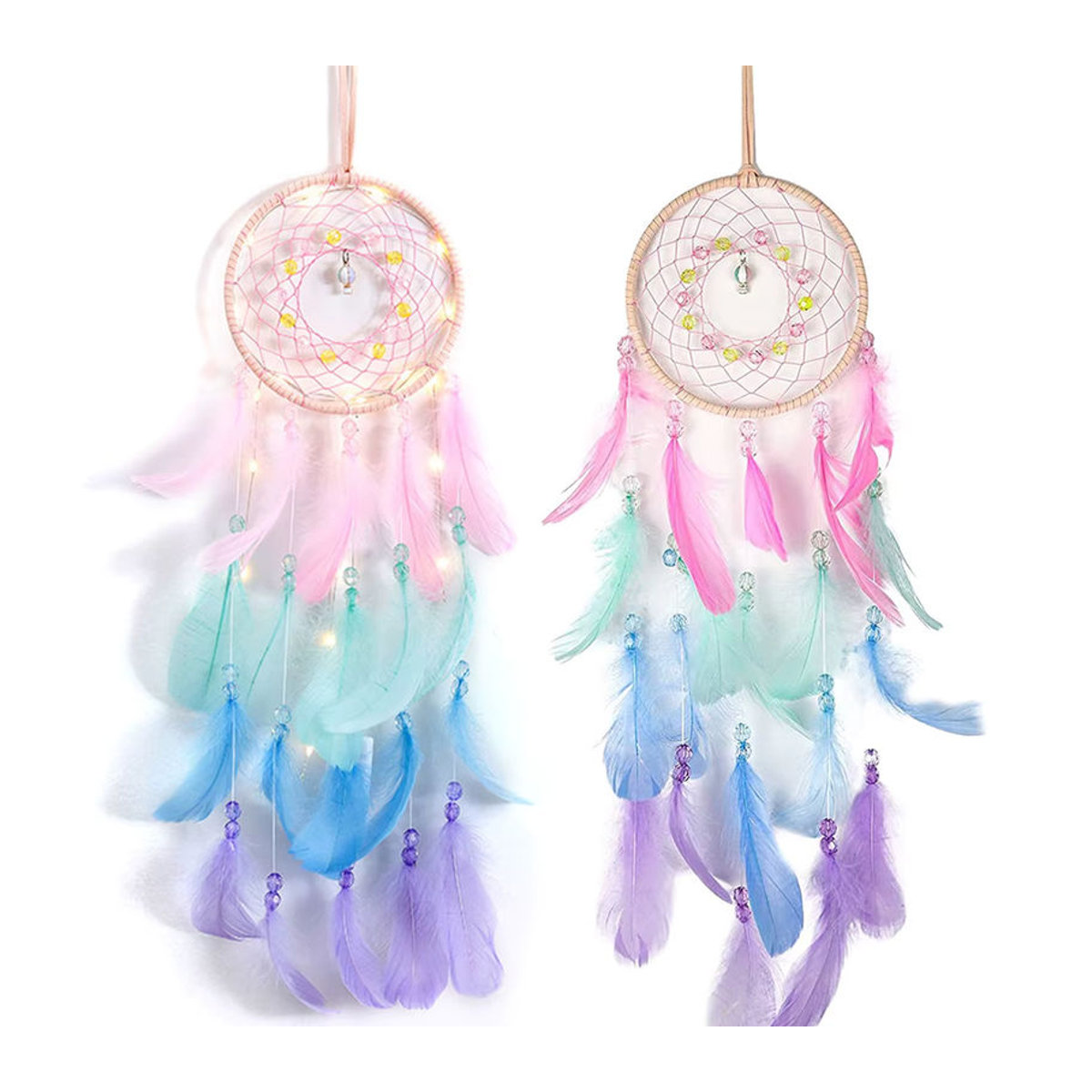 Traumfänger Wanddekoration in Rosa und Mehrfarbig mit Federn, Sternen und Mond im Bohemian-Stil für Kinderzimmer - Bild 1