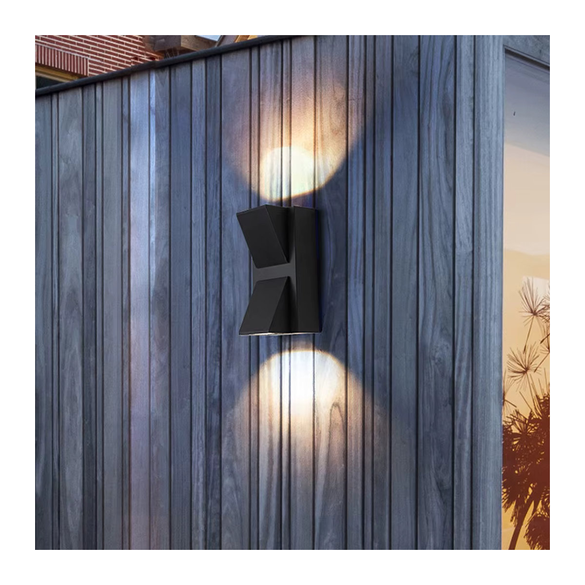 TRAZOS LED Außen-Wandleuchte aus Aluminium in Schwarz mit warmweißem Licht, wasserdicht nach IP65, modernes Design für Garten und Balkon - Bild 4