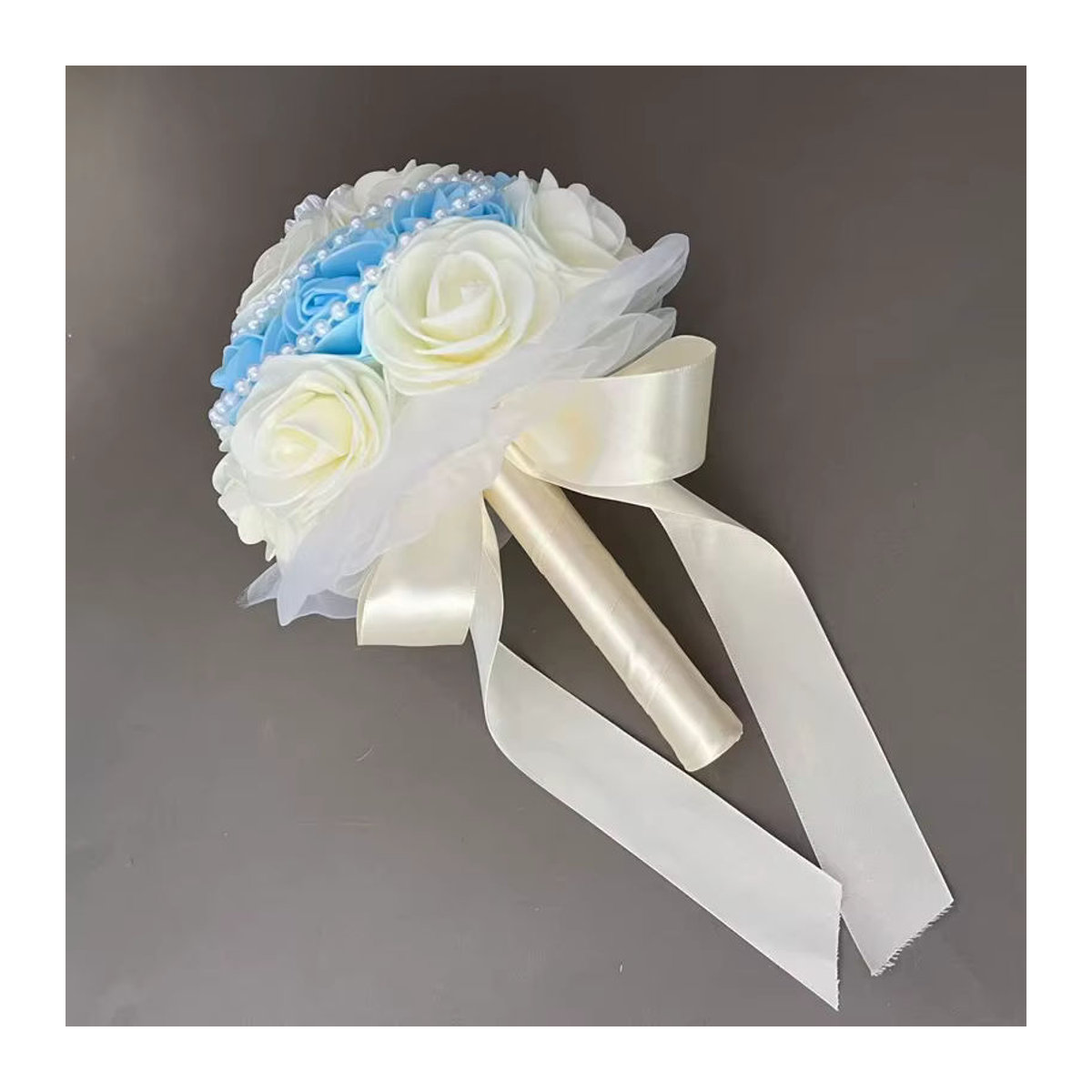 TRUE LOVE GIFT Künstlicher Rosenstrauß aus Textil in Beige und Weiß für Hochzeiten und Valentinstag - Bild 3