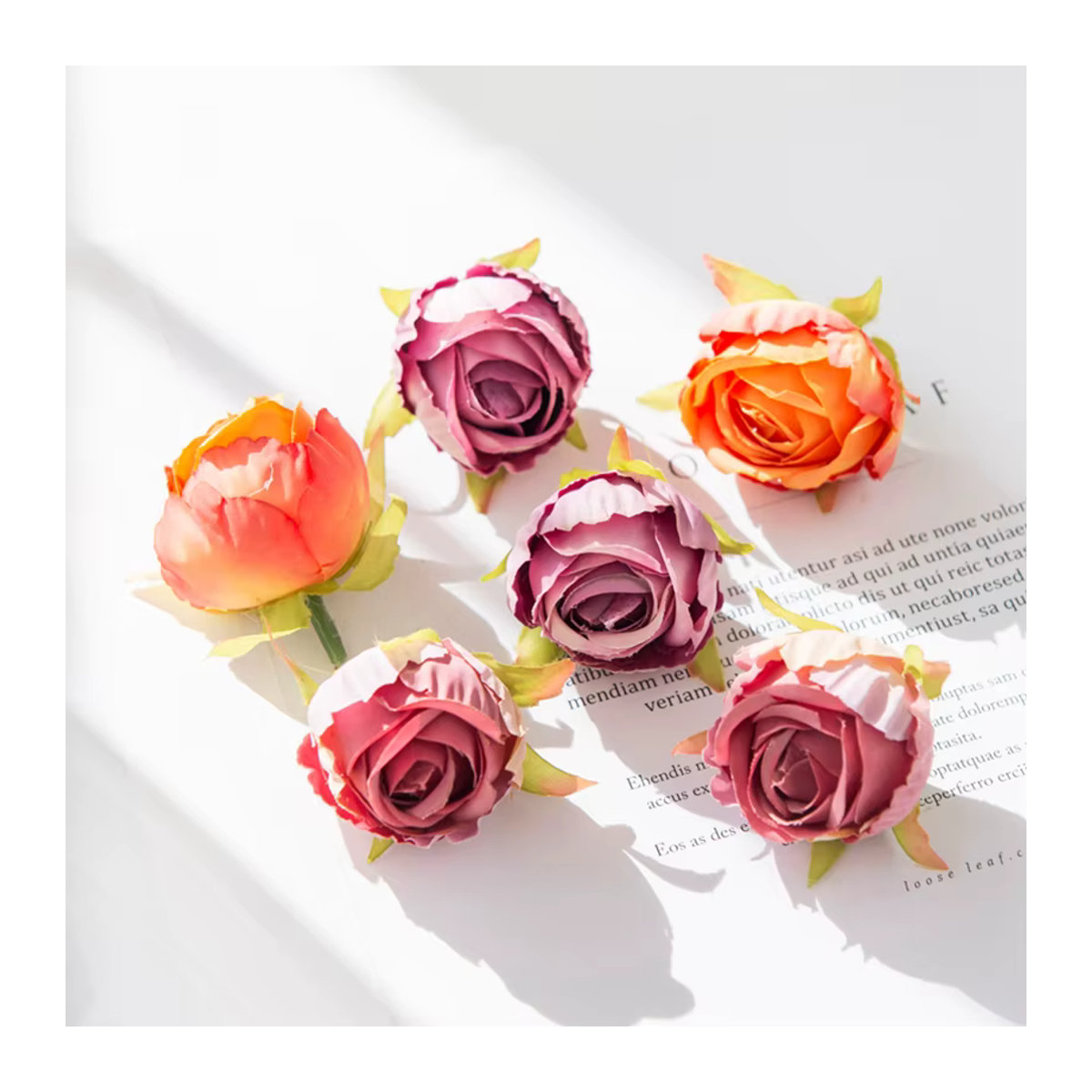 TTCY Künstliche Seidenrosen Tee Knospen in Rosa und Mehrfarbig für Hochzeits- und Weihnachtsdekorationen (50 oder 100 Stück) - Bild 2