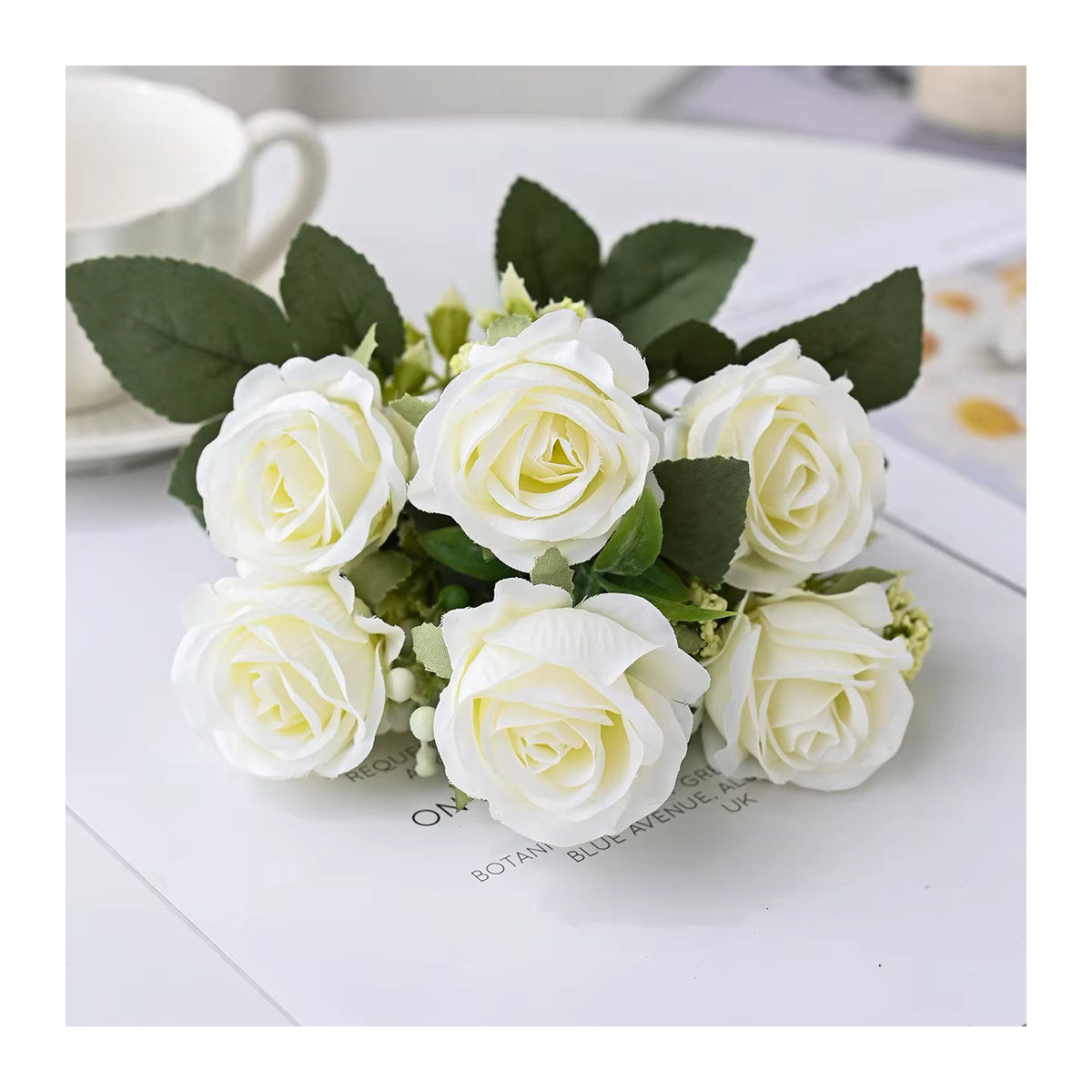 TTCY Seidenrosen Blumenstrauß aus Textil in Weiß für Dekoration, Hochzeit und Tischvasen - Bild 2