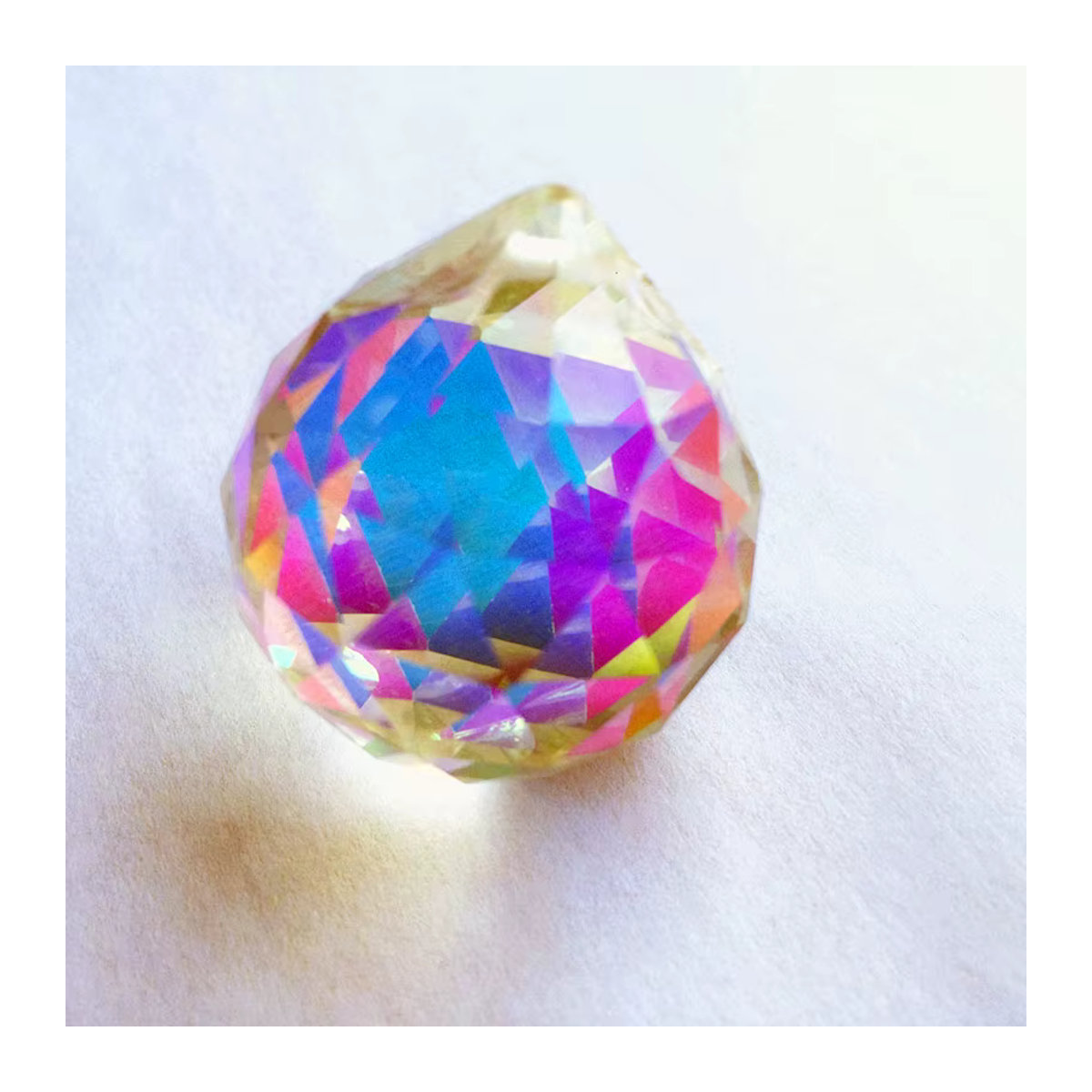 TZ Regenbogen Kristall Sonnenfänger Ornament aus Glas, mehrfarbige facettierte Kugel zur Dekoration und für Feng Shui - Bild 4
